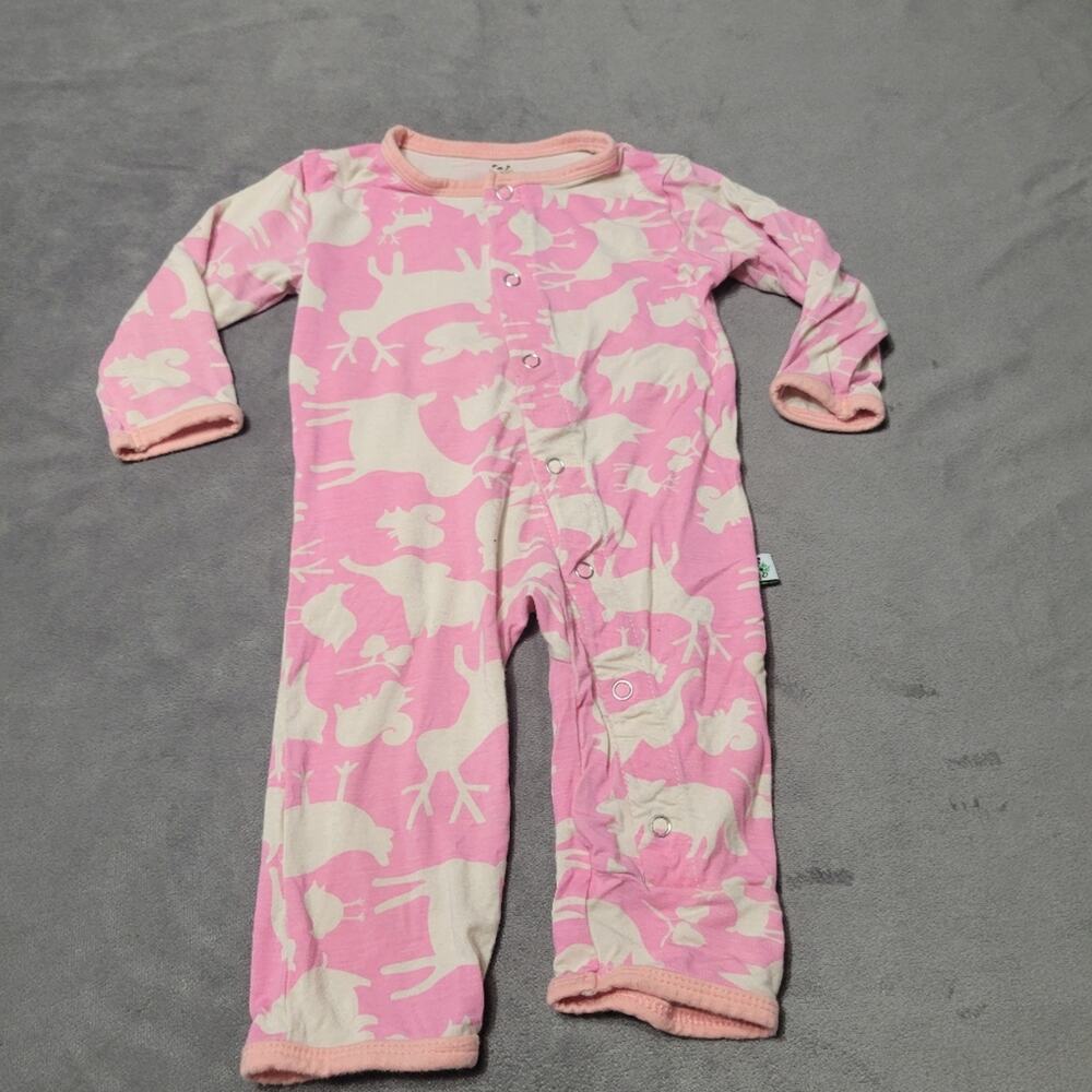 Bamboo Earth Baby Sleeper Girls 6-12 Months Pink Animal Shadow Comfort Stretch